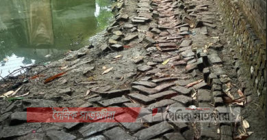 খাজরার খালিয়ায় রাস্তার বেহাল দশায় বিপত্তিতে শতাধিক পরিবার