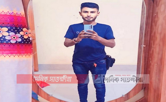 ডিউটি থেকে ফিরে ফাঁস নিলেন সাতক্ষীরায় পুলিশ কনস্টেবল